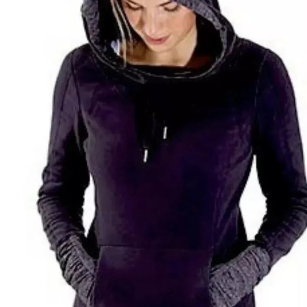 Lululemon size 2 or 4 no size dot gray/ black hoodie.
